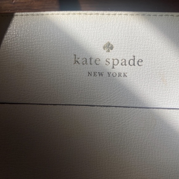 White Kate Spade Authentic Bag - Picture 2 of 3